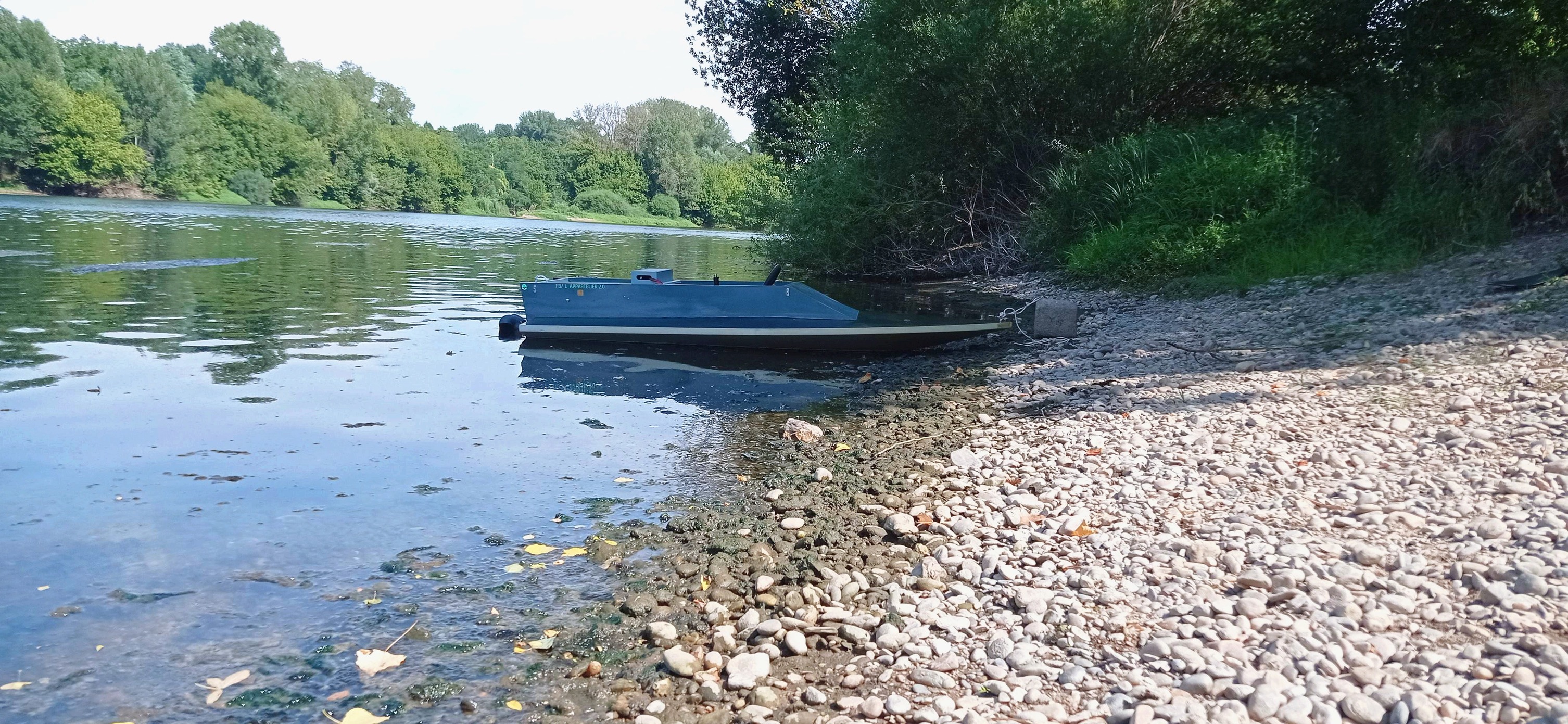 Bateau bois construit